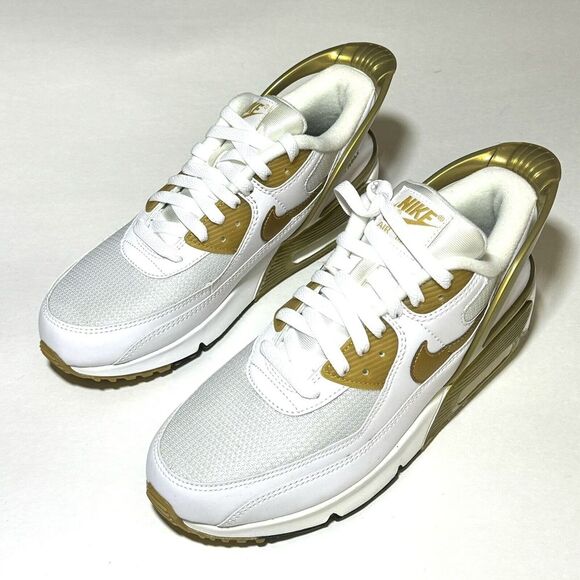 Nike Air Max 90 Flyease White Gold Sneaker Shoe CV0526-100 GS Size 7 Women's 8.5 - Picture 3 of 9